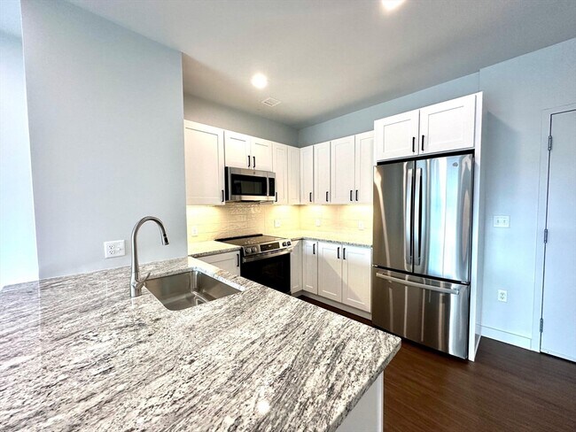 Foto del edificio - 45 E Central St