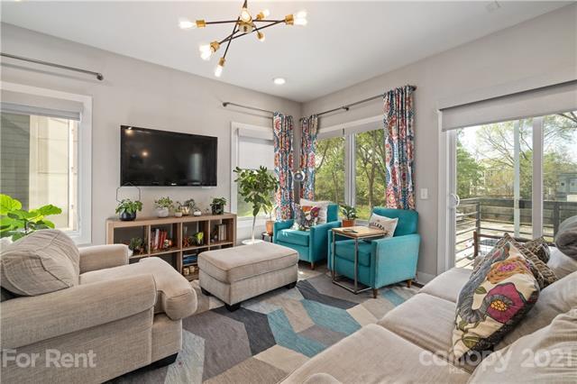 Foto del edificio - 1518 Peridoe Point Ln