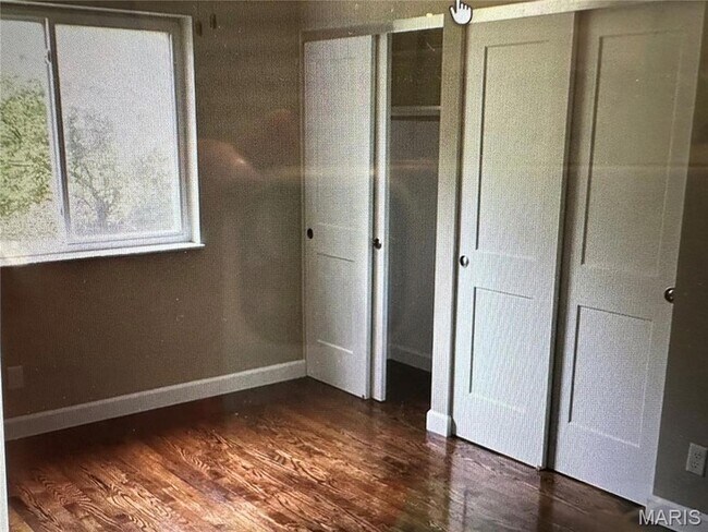 Foto del edificio - 7359 Balson Ave