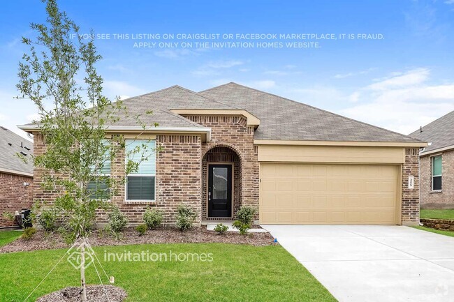 Building Photo - 305 Sedalia Trl