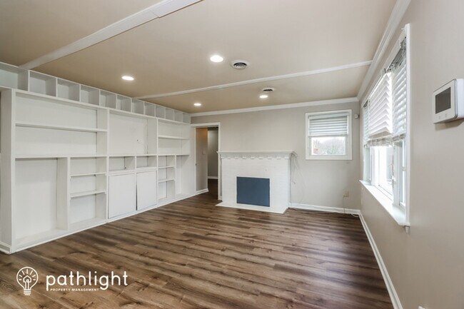 Foto del edificio - 5808 Rayburn Drive, Temple Hills, MD, 20748