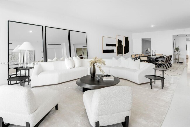 Building Photo - 9349 Collins Ave