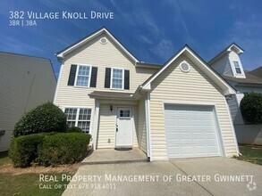 Building Photo - 382 Village Knoll Dr SE