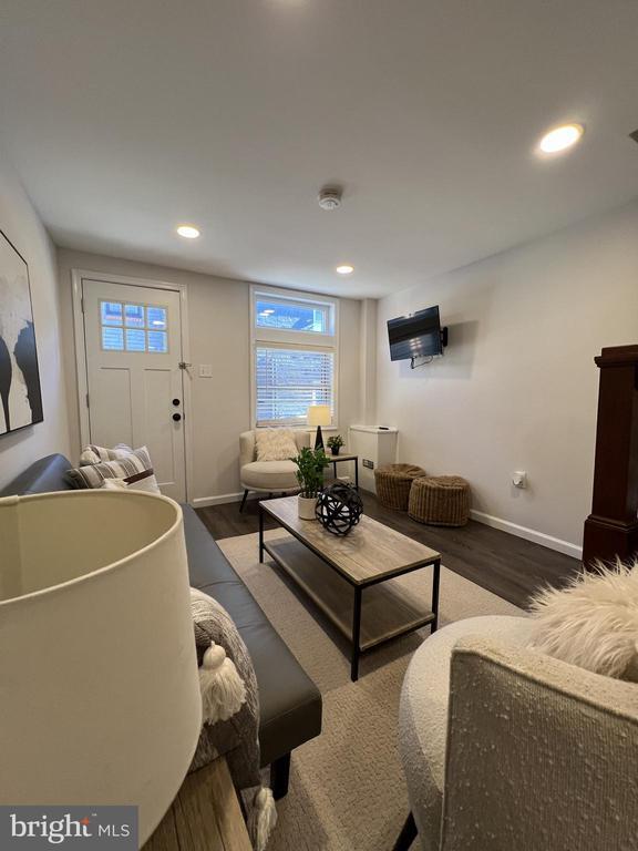 Foto del edificio - 324 S Castle St