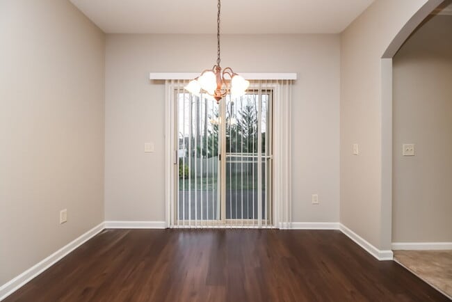 Building Photo - 226 Ascott Ln