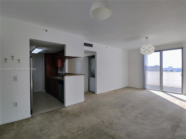 Foto del edificio - 36 NW 6th Ave