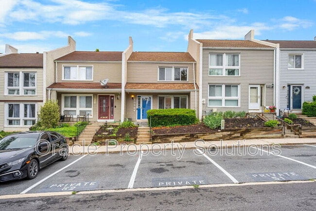 Building Photo - 10304 Nightmist Ct