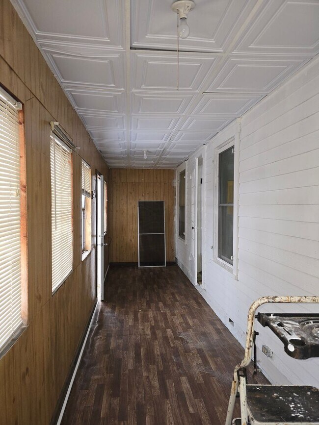 Foto del edificio - 3246 Haskins Rd
