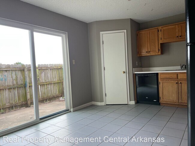 Building Photo - 3 br, 2.5 bath House - 24 Edgehill Cv.