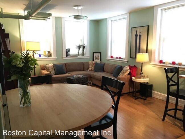 Foto del edificio - 1 br, 1 bath House - 5 Fuller St. #5B