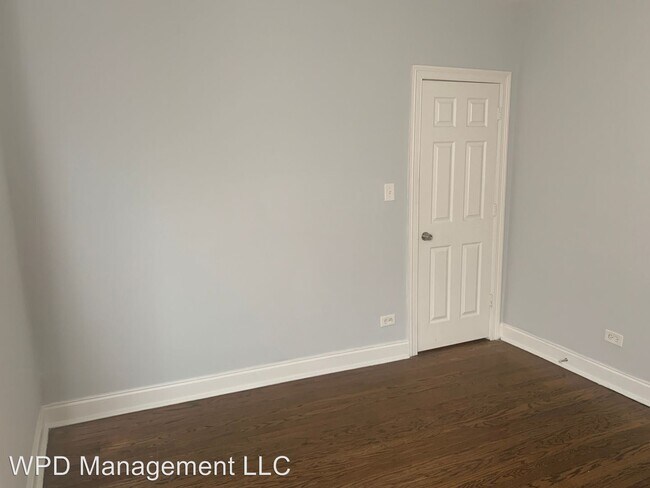 Foto del edificio - 7004 S Indiana Ave