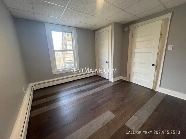 Foto del edificio - 131 College Ave
