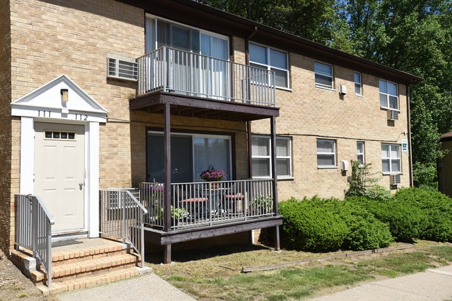 Building Photo - Delaware Heights