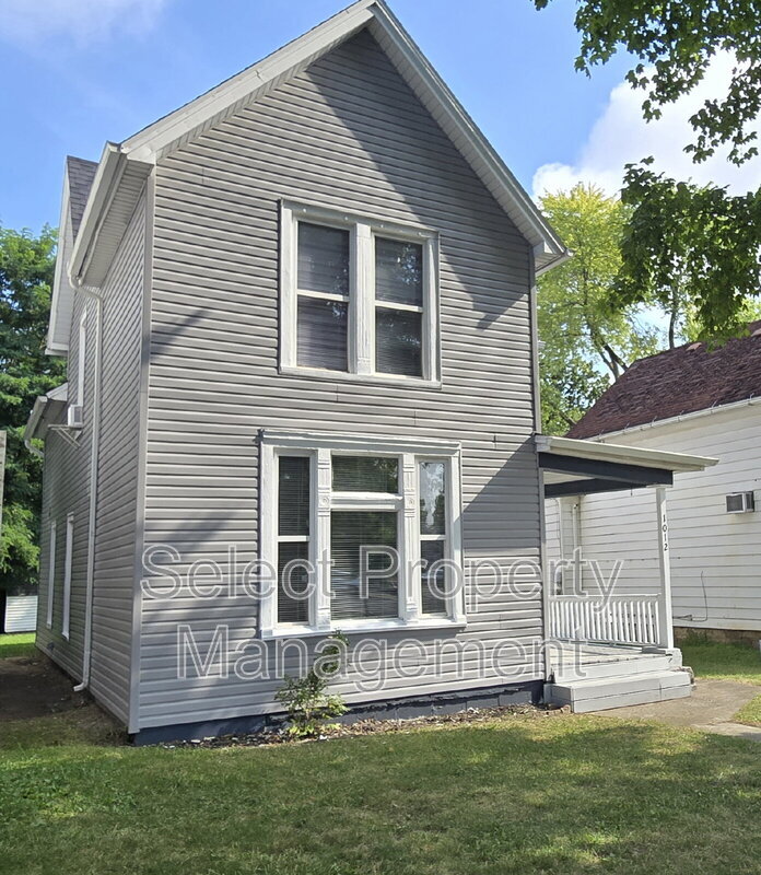 Primary Photo - 1012 Huffman St