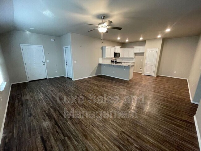 Building Photo - 10906 NW 119th St