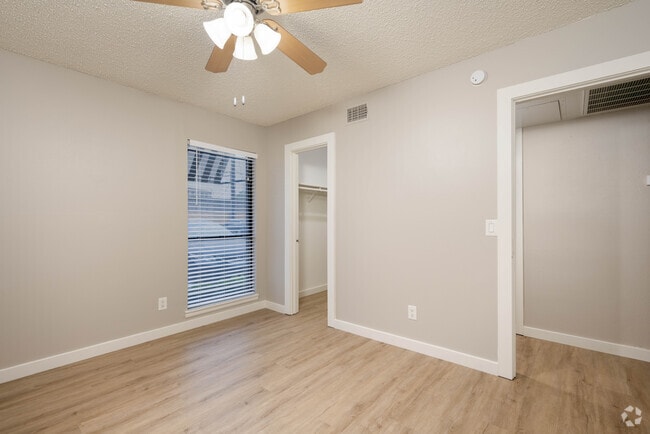 1BR, 1BA - 598SF - The Chelsea