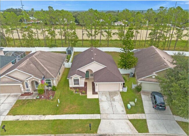 Building Photo - 818 Oxford Dr