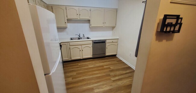Foto del edificio - 432 Westridge Dr