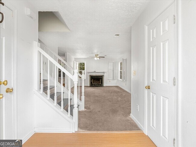 Building Photo - 3920 Sidney Lanier Blvd