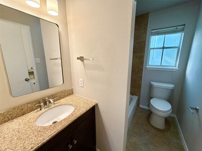 Foto del edificio - 857 Wax Myrtle Ln