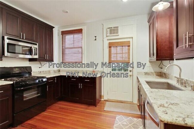 Building Photo - 941 N Carrollton Ave
