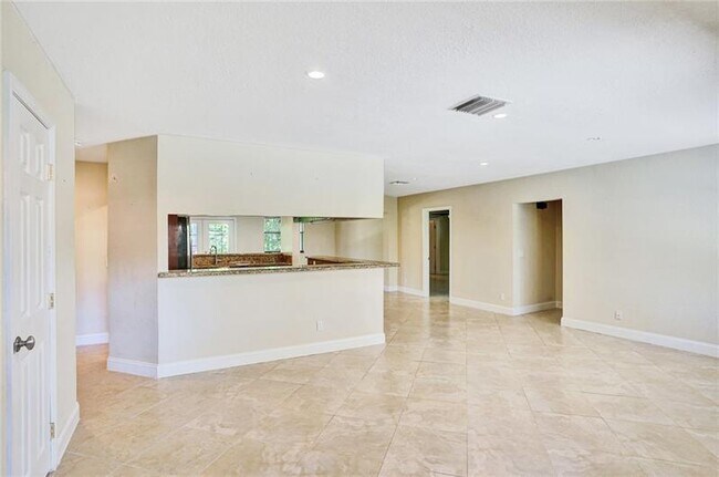 Foto del edificio - 5550 SW 130th Ave