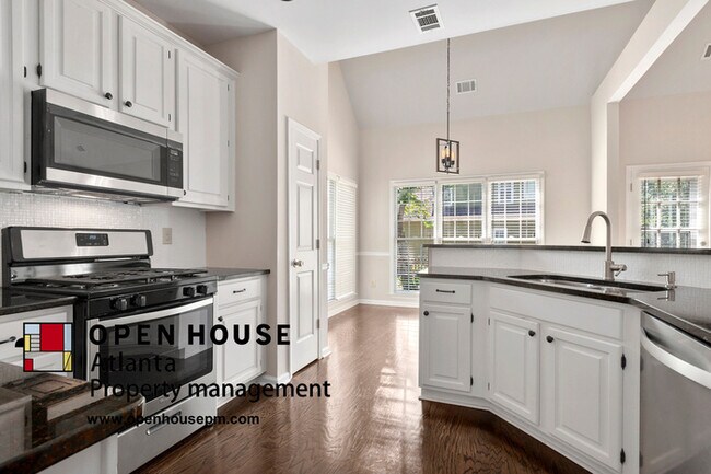 Building Photo - 10560 Victory Gate Dr Alpharetta