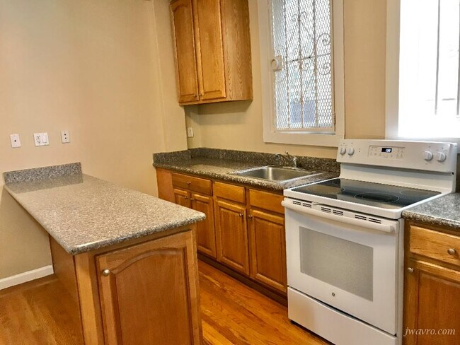 Foto del edificio - 1053 Oak St