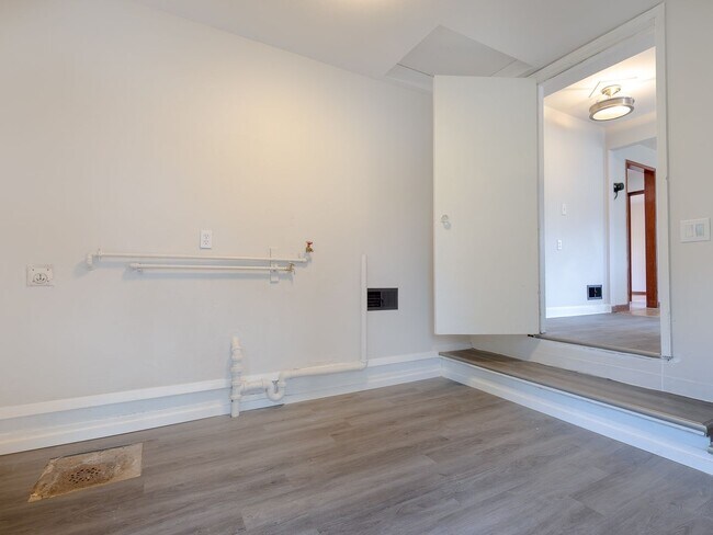 Foto del edificio - 6221 SE Knight St