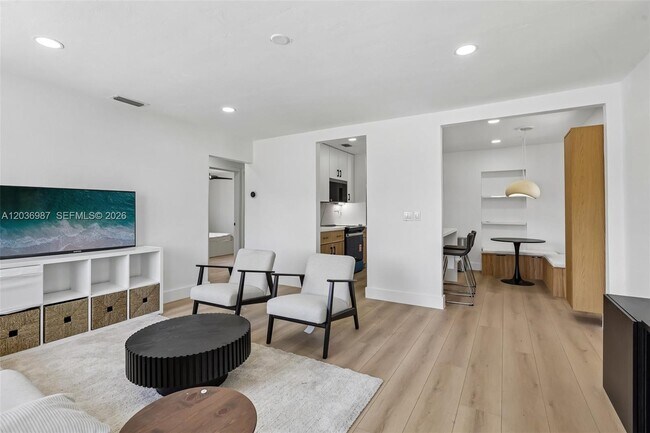 Foto del edificio - 6595 SW 31st St