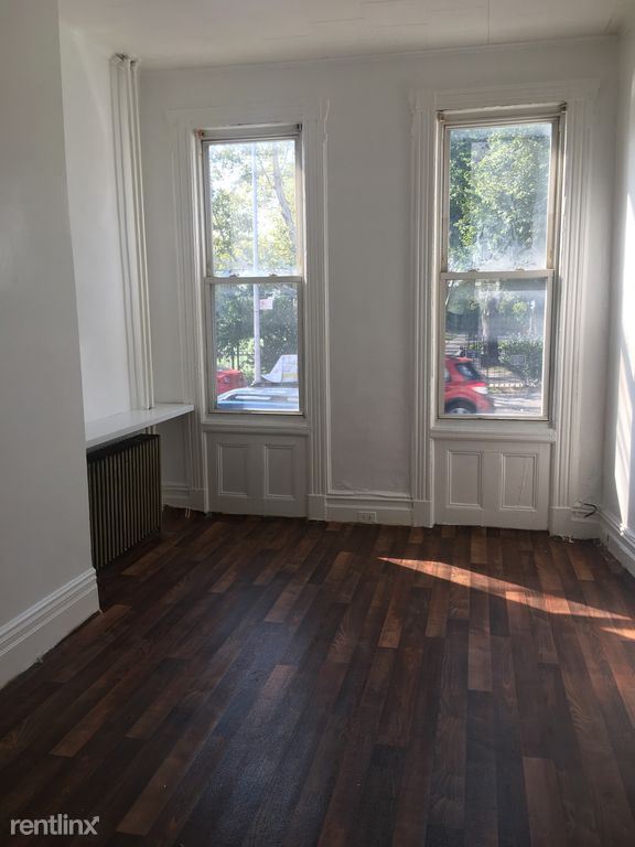 Foto del edificio - 8821 86th St