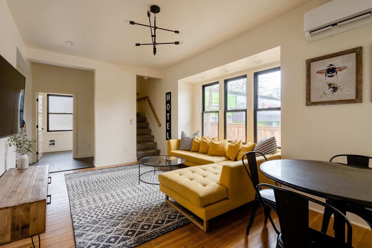 Foto principal - 3324 SE 24th Ave