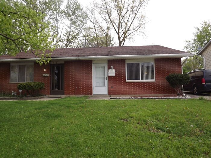 Foto principal - COMING SOON! Updated 2 bed 1 bath Condo