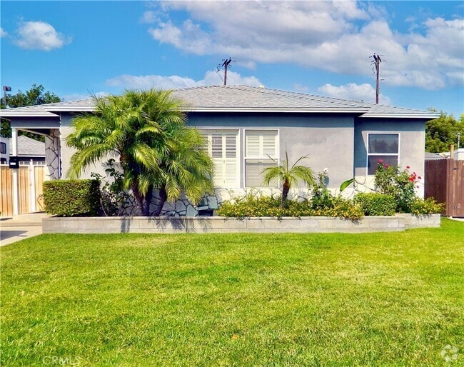 Building Photo - 13132 Stanrich Pl