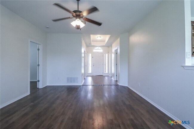 Building Photo - 7819 Bridgepointe Dr