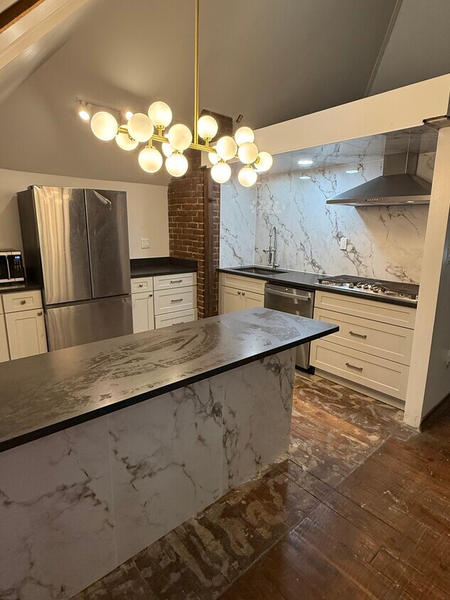 Foto principal - 214 Arlington Ave