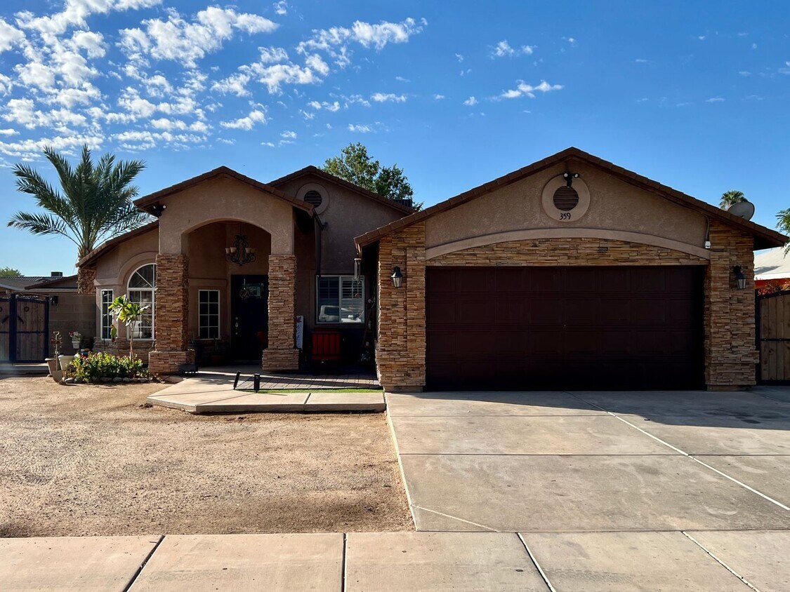 Primary Photo - Solar Panels included on the 3 bedroom 2 b...