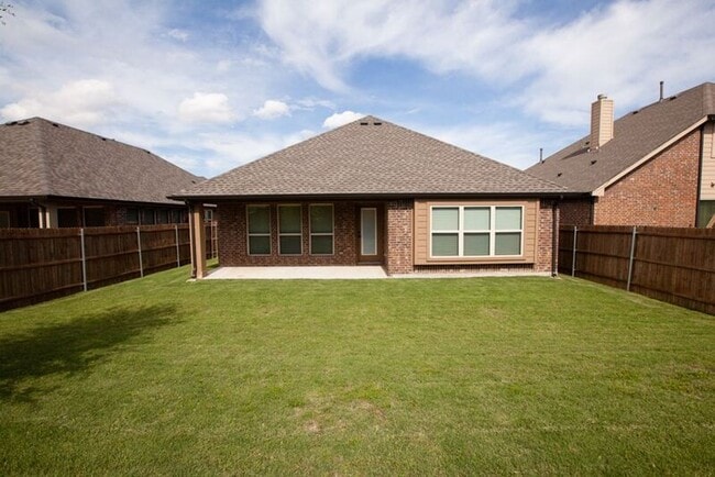 Foto del edificio - 517 Kelvington Dr