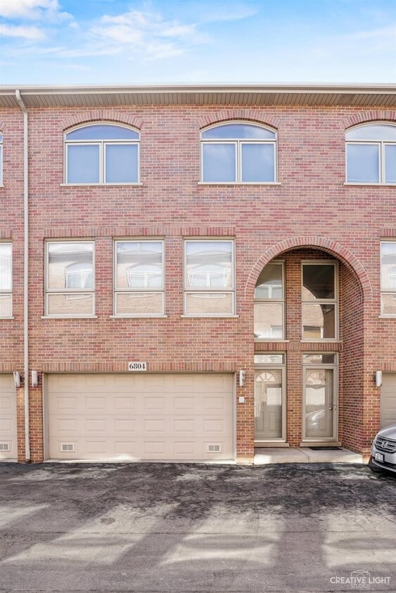 Primary Photo - 6804 W 65th St