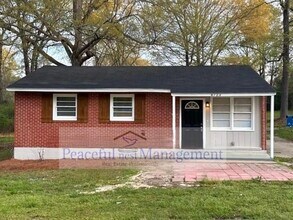 Building Photo - 4723 Harbin St