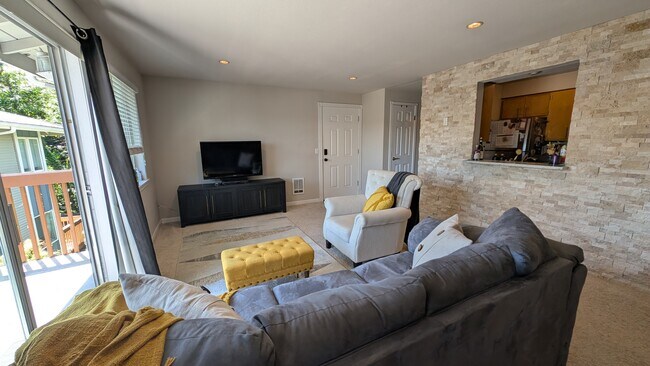 Foto del edificio - 17315 NE 45th St