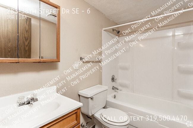Foto del edificio - 283-38th Street Dr SE-6