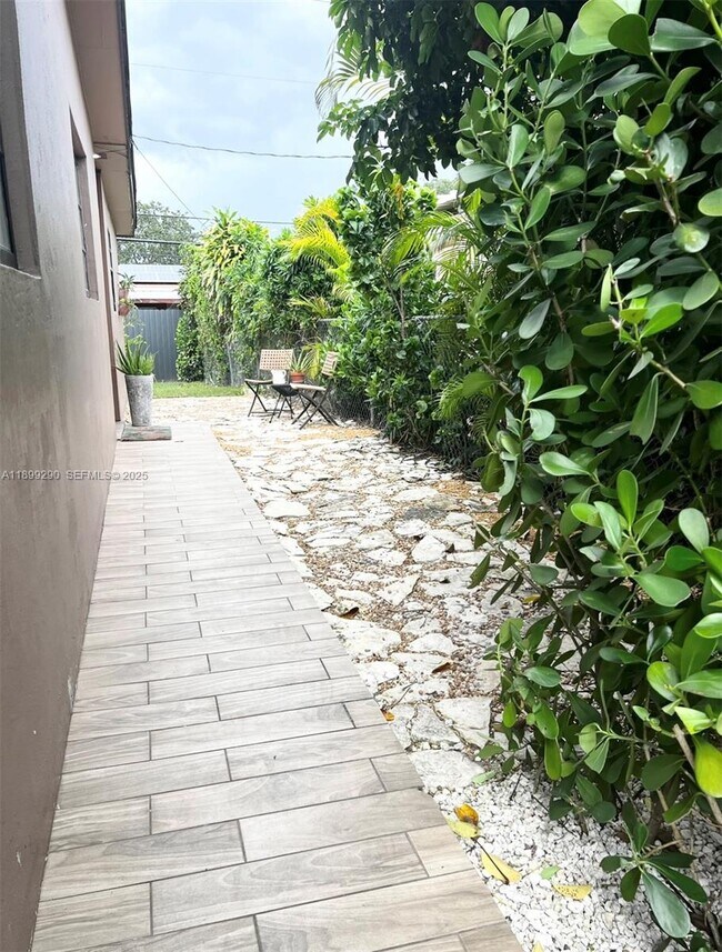 Foto del edificio - 11241 SW 7th Terrace