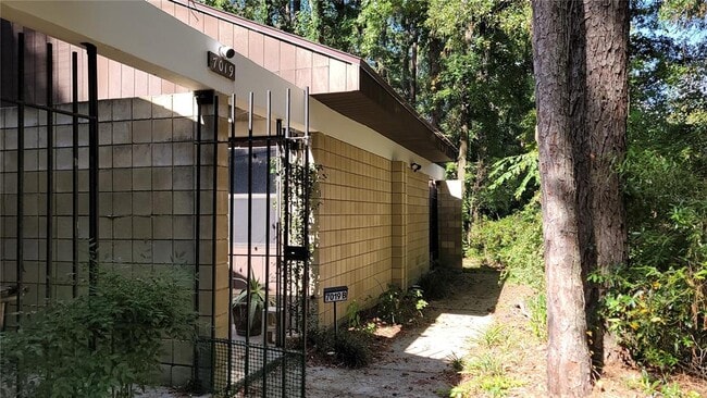 Foto del edificio - 7019 SW 44 Ave
