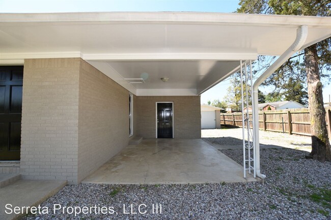 Foto del edificio - 2 br, 1 bath House - 2824 Spring St.