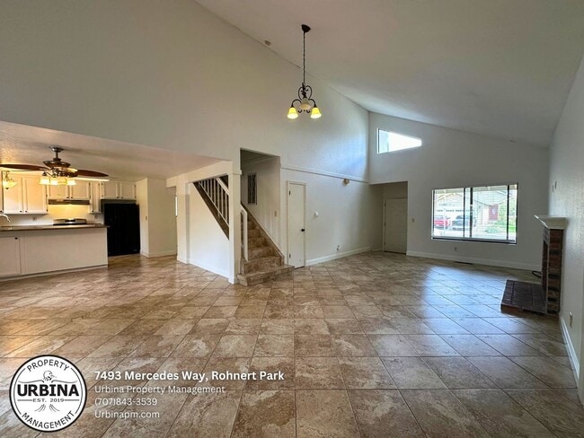 Building Photo - Move-In Ready! Stunning M Section Home wit...