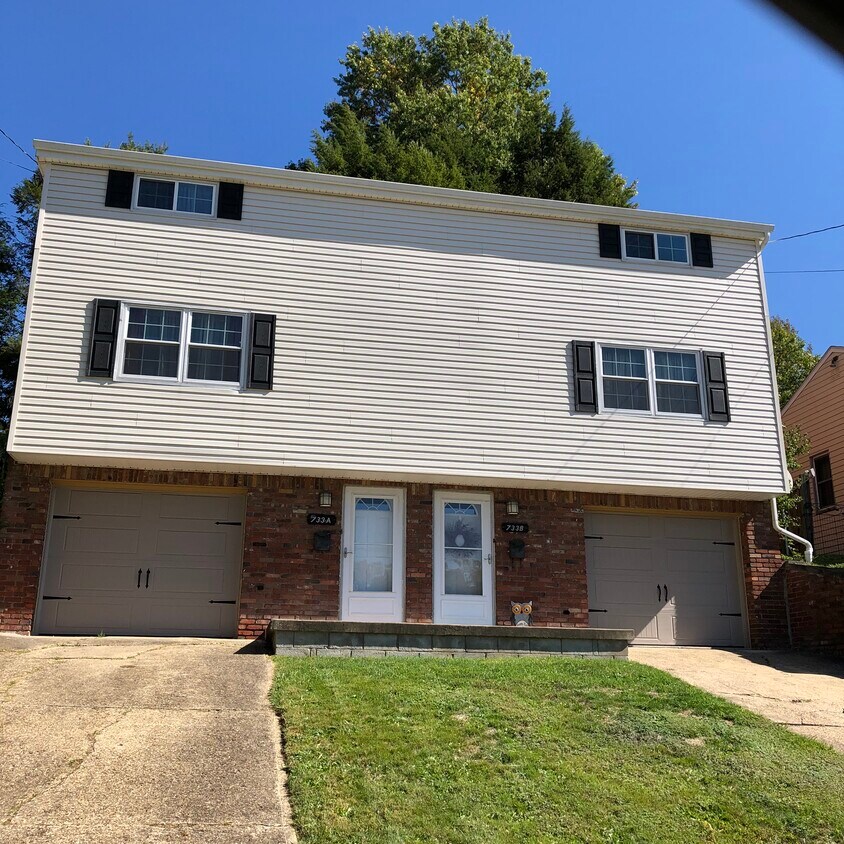 Primary Photo - 733A Cribbs St