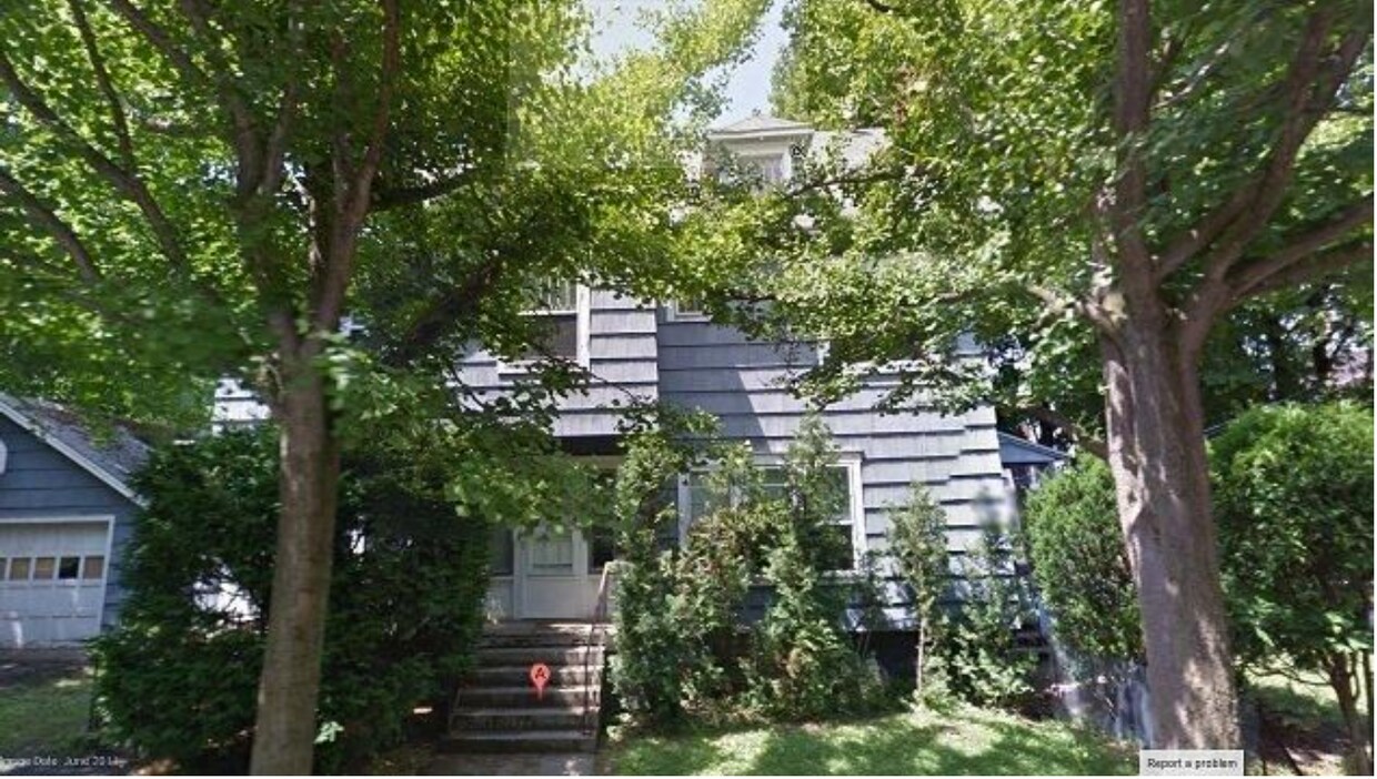 Building Photo - 740 South Beech Street
