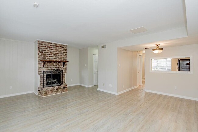 Building Photo - 4932 Milwee St