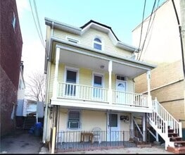 Building Photo - 89 N Malcolm St